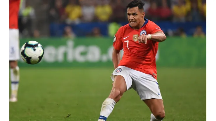 Alexis Sánchez vestirá nuevamente la camiseta de la selección.