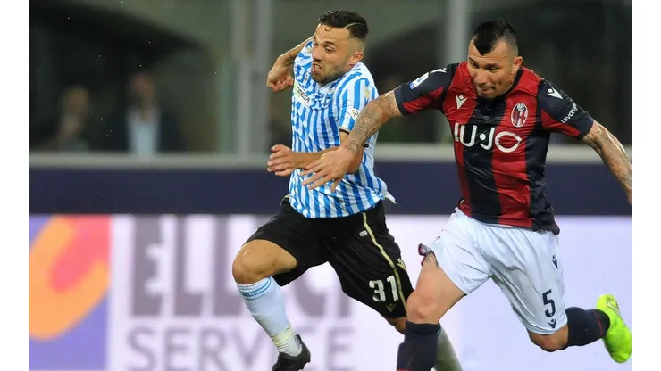 Gary debutó en el Bologna.
