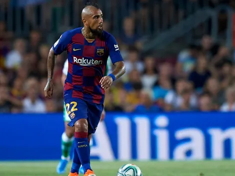 Vidal es citado para último partido antes del cierre del mercado