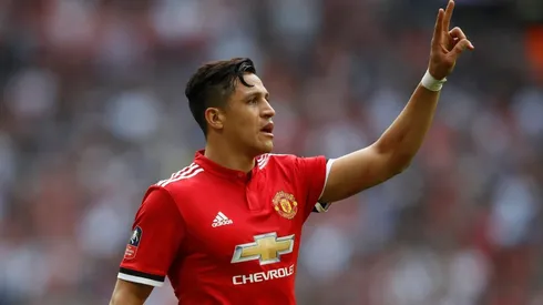 La emotiva despedida de Alexis Sánchez con sus compañeros del Manchester United (Foto: Agencia Uno)
