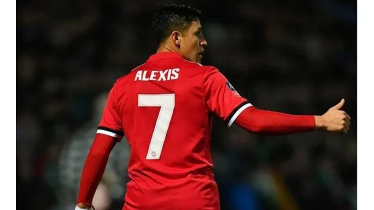 Paul Gascoigne le presta ropa al Niño Maravilla: "Alexis es un gran jugador"