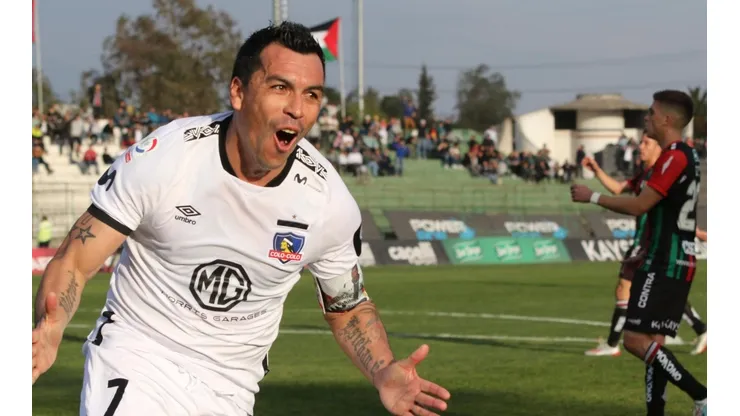 El delantero de Colo Colo recibió el 56% de las preferencias.