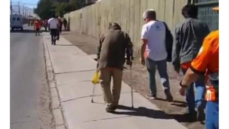 El abuelito recibirá el homenaje que se merece. Y hay algunos que no van al estadio de flojos