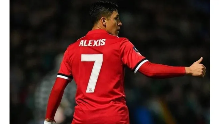 Hinchas del Manchester United prefieren que Alexis Sánchez se quede en el club