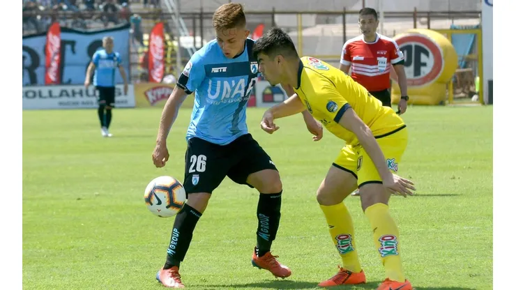La U. de Conce mejora, pero sigue en el fondo de la tabla tras igualar con Deportes Iquique (Foto: Agencia Uno)