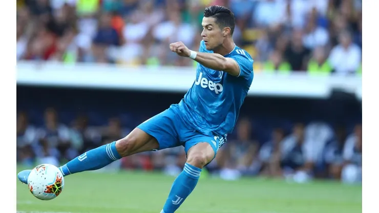 Cristiano Ronaldo se frustró por la acción anulada.