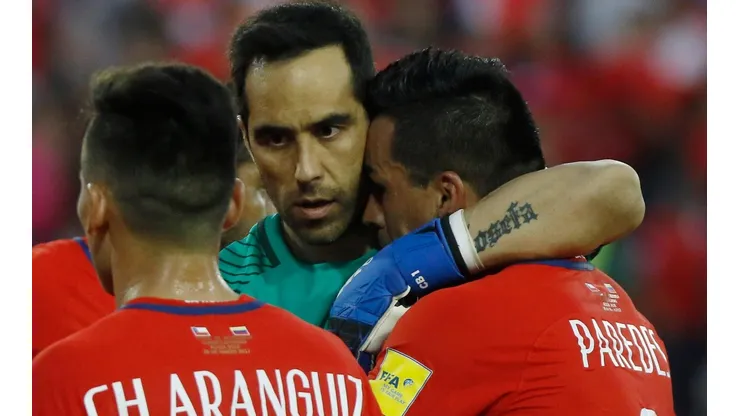 Paredes y Bravo en la Roja.
