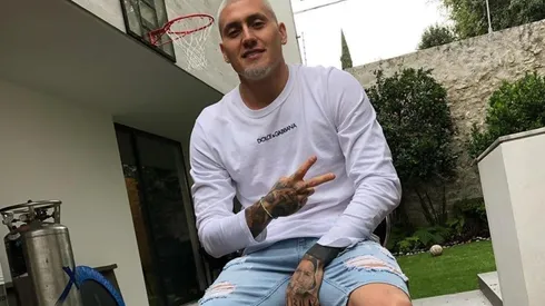 Nicolás Castillo compartió su cambio de look en redes sociales