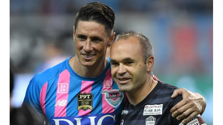 El Niño se retiró en un partido frente a Iniesta.