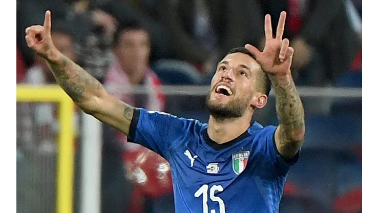 Biraghi le dedicó a Davide Astori su primer gol en la Nazionale