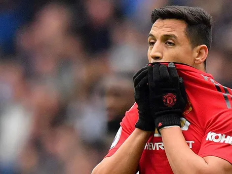Alexis juega amistoso con olor a despedida en Manchester United