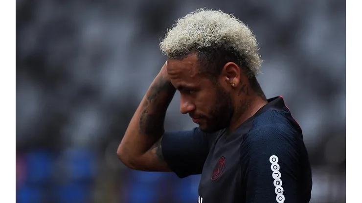 Neymar sigue firme con su salida del PSG.