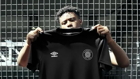 La marca inglesa busca a los mejores futbolistas para que sean parte de Diamond FC