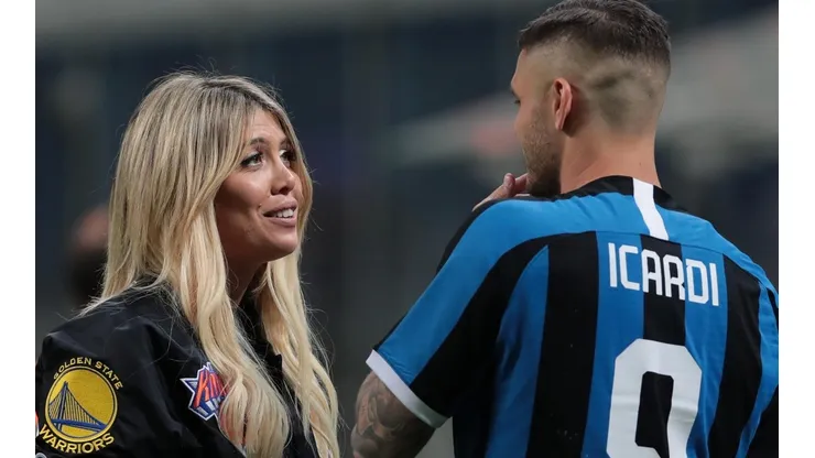 Icardi y Nara siguen buscando su salida del Inter