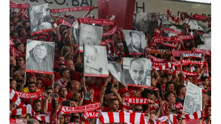 Los fanáticos de Unión Berlín tuvieron este gran gesto.