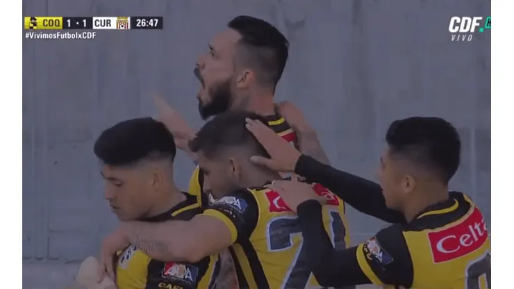 Doblete de Mauricio Pinilla.