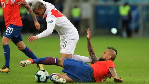 ¡Innecesario! Jugador peruano se burla de Arturo Vidal en Instagram