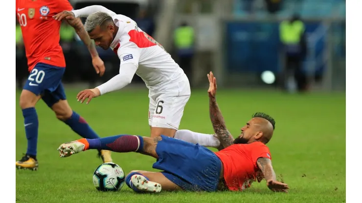 ¡Innecesario! Jugador peruano se burla de Arturo Vidal en Instagram