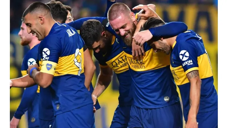 De Rossi festeja su primer gol con Boca... y en el debut.