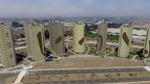 1.096 departamentos, distribuidos en 7 torres de 19 y 20 pisos, de 70 hasta 75 metros cuadrados tiene la Villa Panamericana