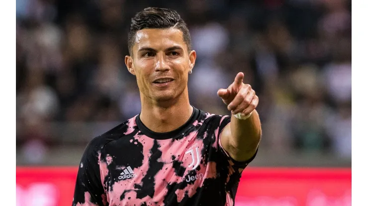 Cristiano Ronaldo saca la chapa de lo ganado en Europa.