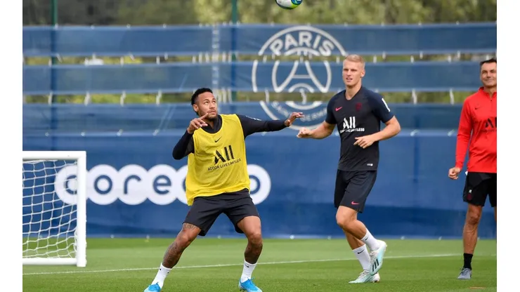 La situación de Neymar sigue a la espera de un final.