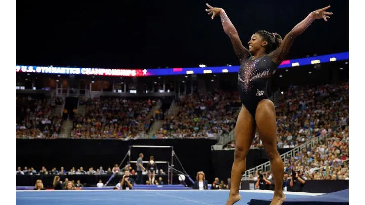 Simone Biles hace historia: logra un salto triple doble y se corona campeona por sexto año consecutivo (Foto: Getty Images)