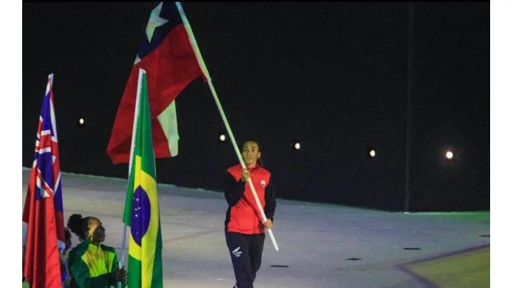 Soraya Jadue es la abanderada nacional en la clausura de los Panamericanos.
