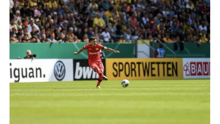 Con Charles Aránguiz en cancha: Bayer Leverkusen gana, gusta y golea