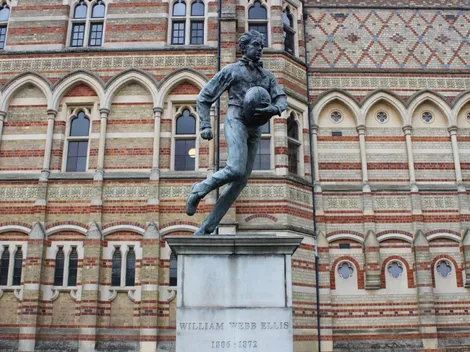 Un amor redondo y ovalado: La relación entre fútbol y rugby en la historia