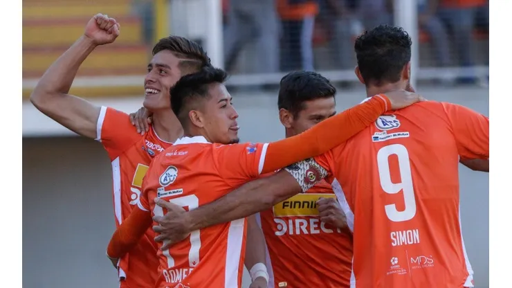 Cobreloa espera seguir en la punta este domingo, cuando se enfrente a San Luis