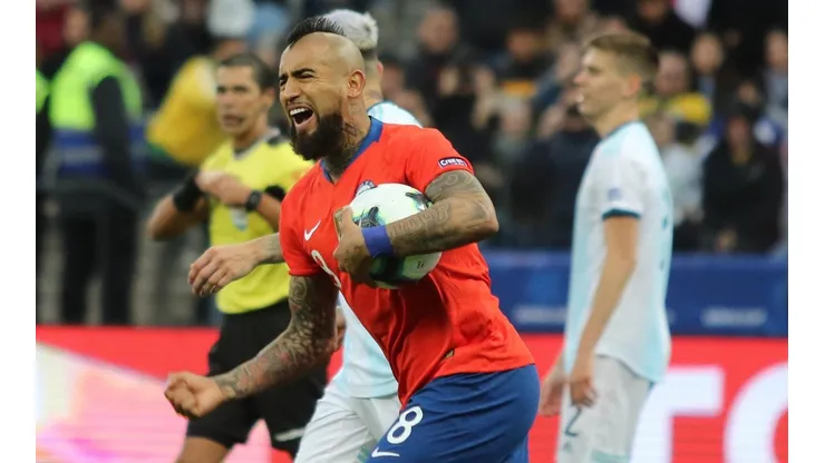 Arturo Vidal le marcó a Argentina en el último enfrentamiento en la Copa América