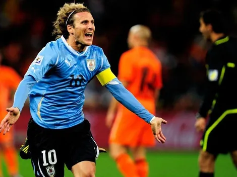 Diego Forlán anuncia su retiro del fútbol tras 21 años de carrera