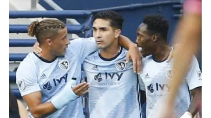 Felipe Gutiérrez marca un doblete y le da el triunfo al Kansas City