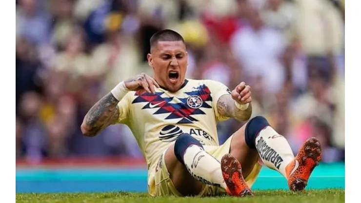 Nicolás Castillo se fractura el peroné