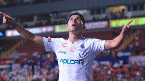 Juan Delgado y Claudio Baeza son figuras en goleada del Necaxa ante Veracruz (Foto: Getty Images)