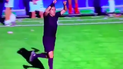 ¡Tremendo! Árbitro boliviano cobra penal con VAR, pese a que esa liga no tiene sistema de videoarbitraje