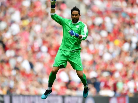 ¡Ya son 19! Claudio Bravo es campeón otra vez y acecha a Vidal