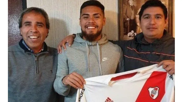 Paulo Díaz, la sonrisa ancha y la camiseta de River