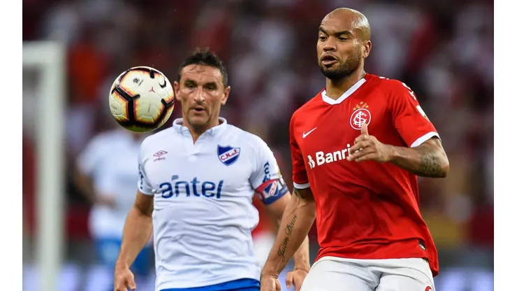 Inter se mete en cuartos
