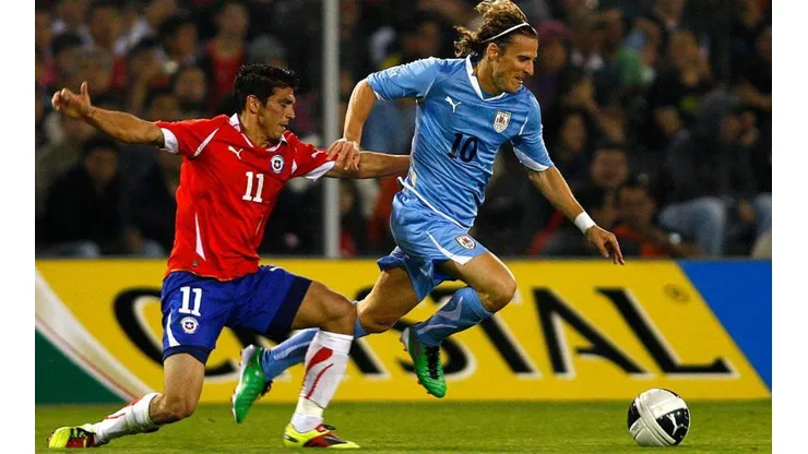 Diego Forlán avisa: "Todavía sigo siendo jugador profesional, no he anunciado mi retiro" (Foto: Getty Images)