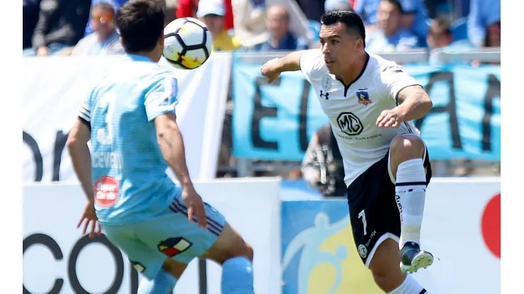 Esteban Paredes volverá este domingo ante Curicó Unido