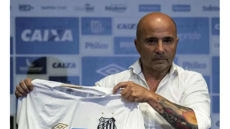 ¿Se va? Baja cláusula de salida de Jorge Sampaoli preocupa al Santos