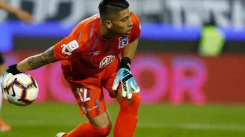 Brayan Cortés jugando ante Everton de Viña del Mar