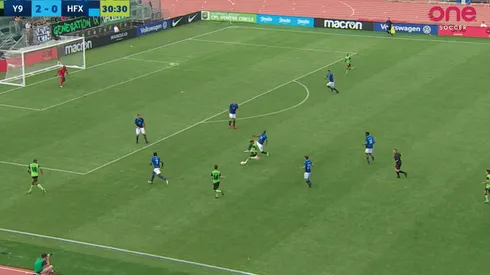 Golazo de Rodrigo Gattas en Canadá