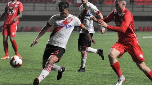 Unión La Calera derrota a Curicó y se mete en la parte alta de la tabla (Foto: Agencia Uno)