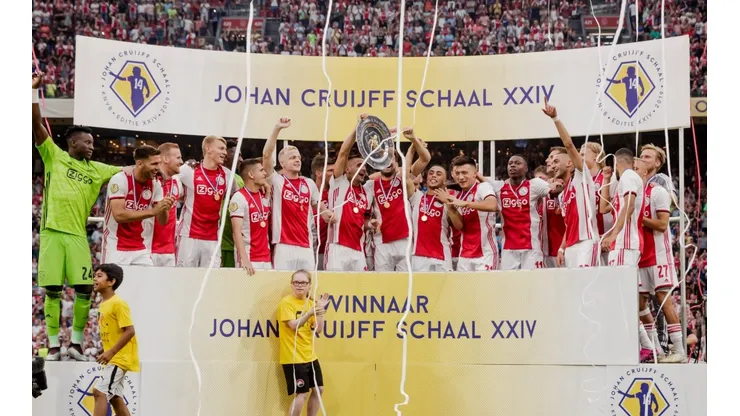 Ajax Supercampeón en Holanda