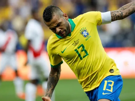 Loquillo: Dani Alves busca pega por Instagram