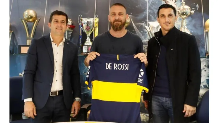 De Rossi tras firmar su contrato xeneize.