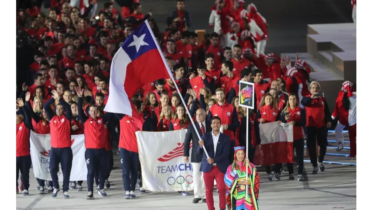 Felipe Miranda fue el encargado de portar la bandera nacional en el desfile de inauguración de los Panamericanos Lima 2019